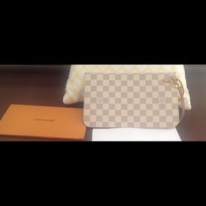 Louis Vuitton Pouch MM Nerfull.  Damier Azur. Microchipped.